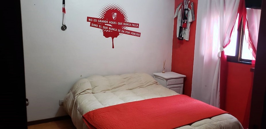 CHALET BARRIO ALAS 