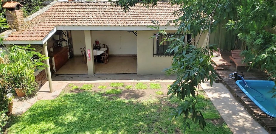 CHALET BARRIO ALAS 