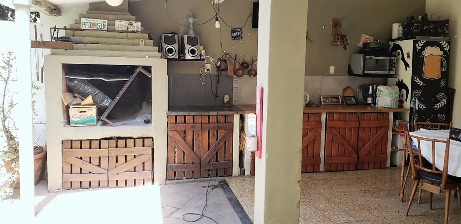 CHALET BARRIO ALAS 