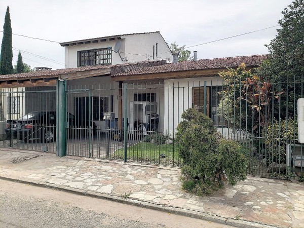 CASA EN VENTA