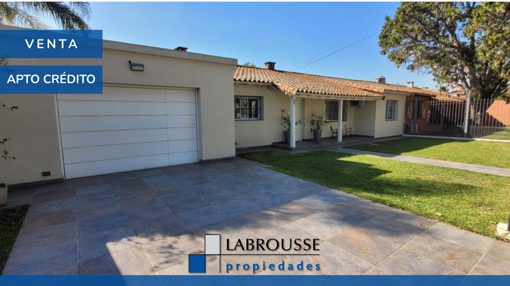Casa en Ciudad Evita-Venta-3 dormitorios-Quincho-pileta climatizada  