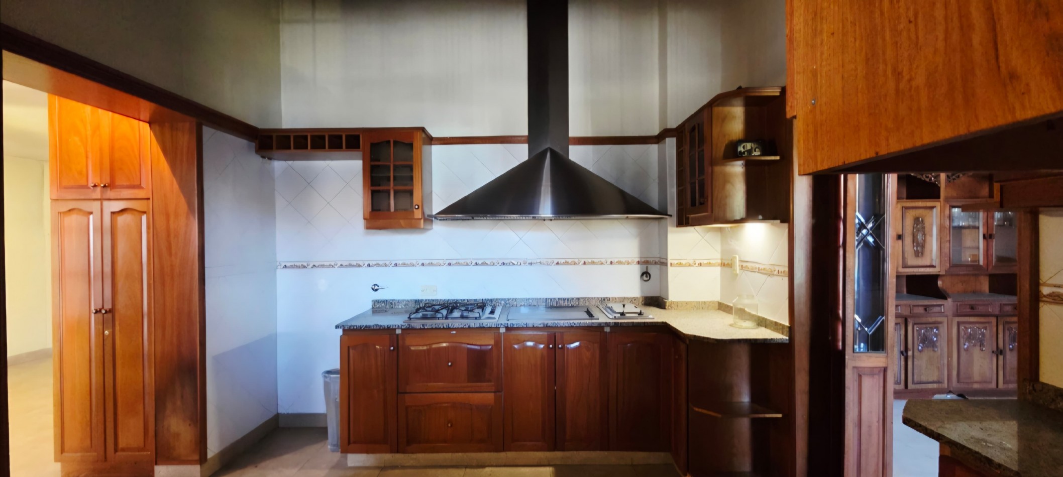 VENTA CASA 5 AMBIENTES CIUDAD EVITA