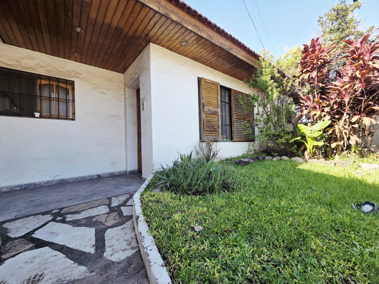 VENTA CASA 5 AMBIENTES CIUDAD EVITA