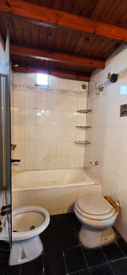 VENTA CASA 5 AMBIENTES CIUDAD EVITA