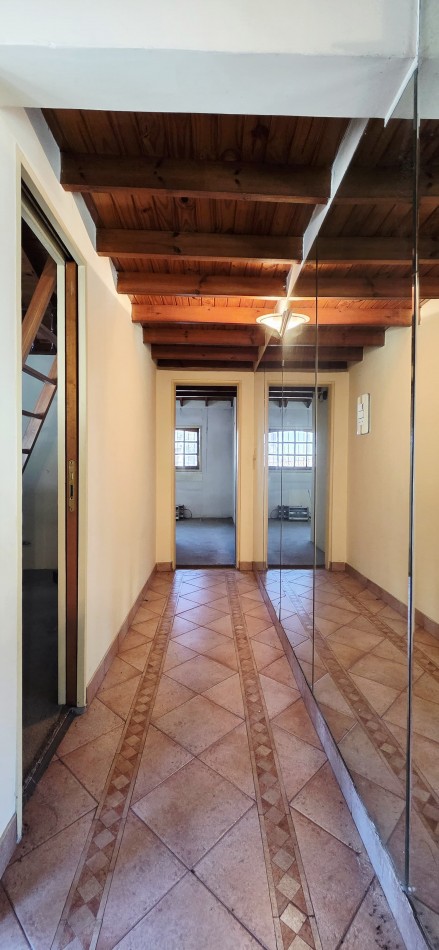 VENTA CASA 5 AMBIENTES CIUDAD EVITA