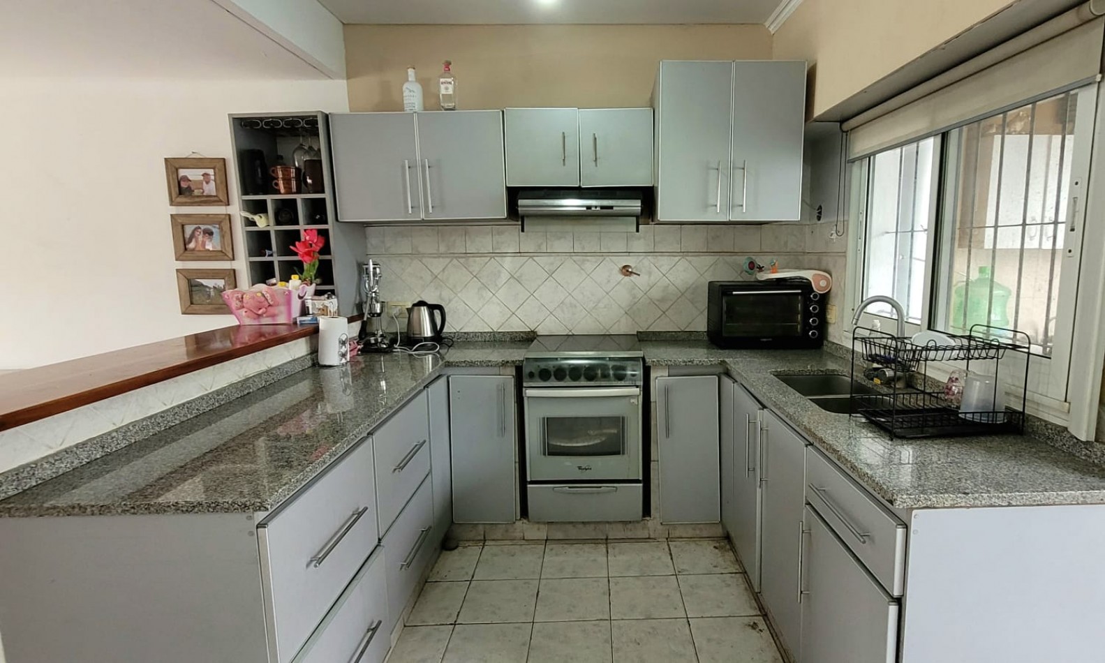 Venta casa 4 ambientes Ciudad evita 