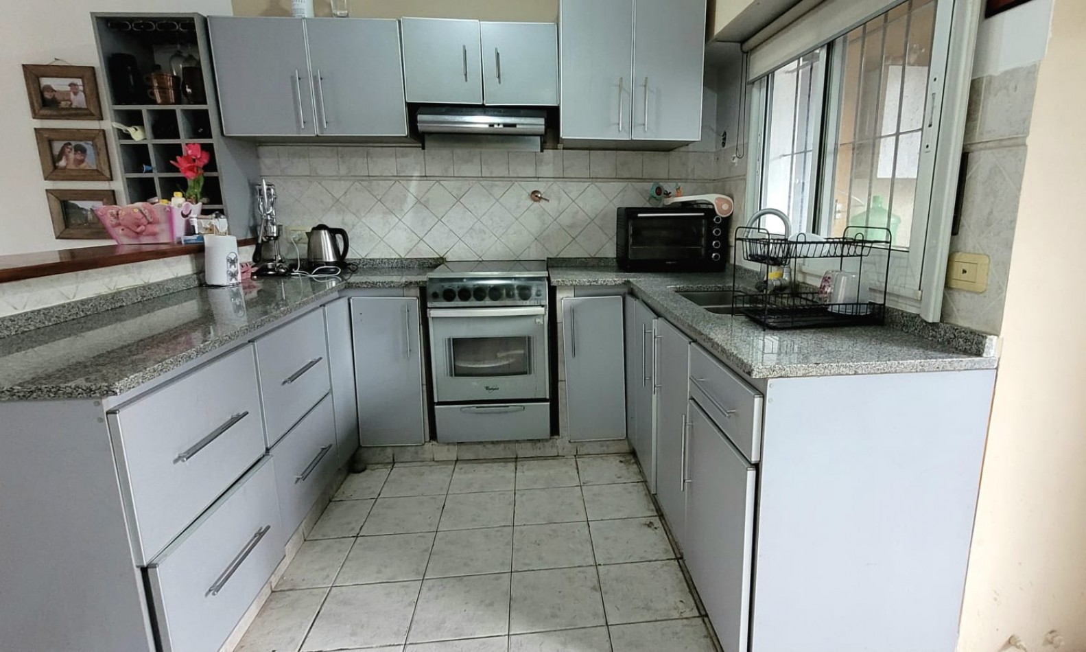 Venta casa 4 ambientes Ciudad evita 