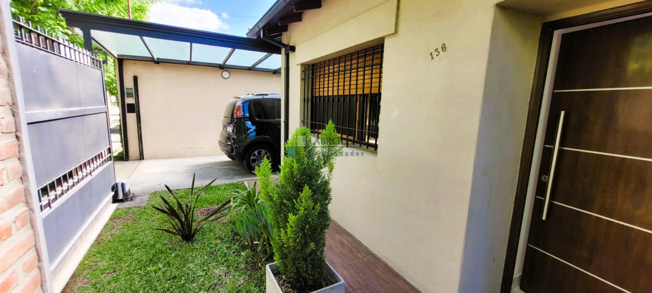 VENTA  CASA CIUDAD EVITA 