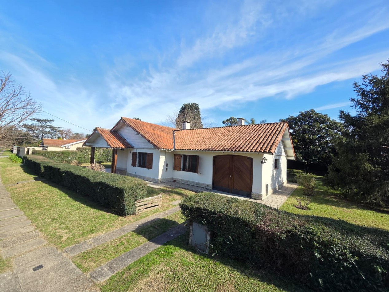 VENTA CASA 4 AMBIENTES CIUDAD EVITA