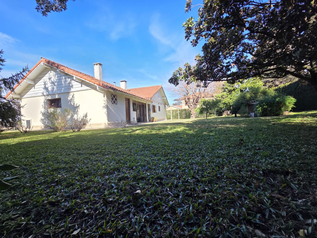 VENTA CASA 4 AMBIENTES CIUDAD EVITA
