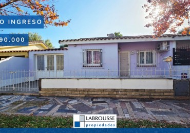 VENTA CASA 4 AMBIENTES CIUDAD EVITA